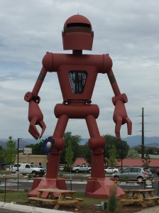 Giant robot